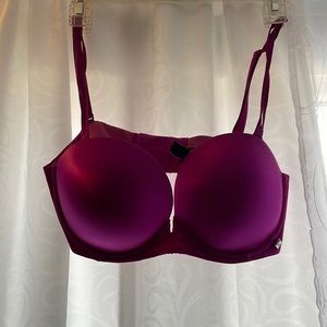 Pink/purple Victorias Secret Bra with removable straps